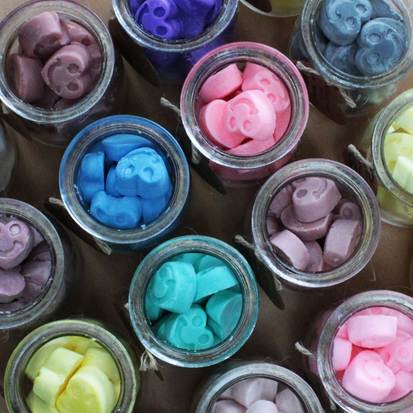 Sixteen Soya Wax Melts in Jar