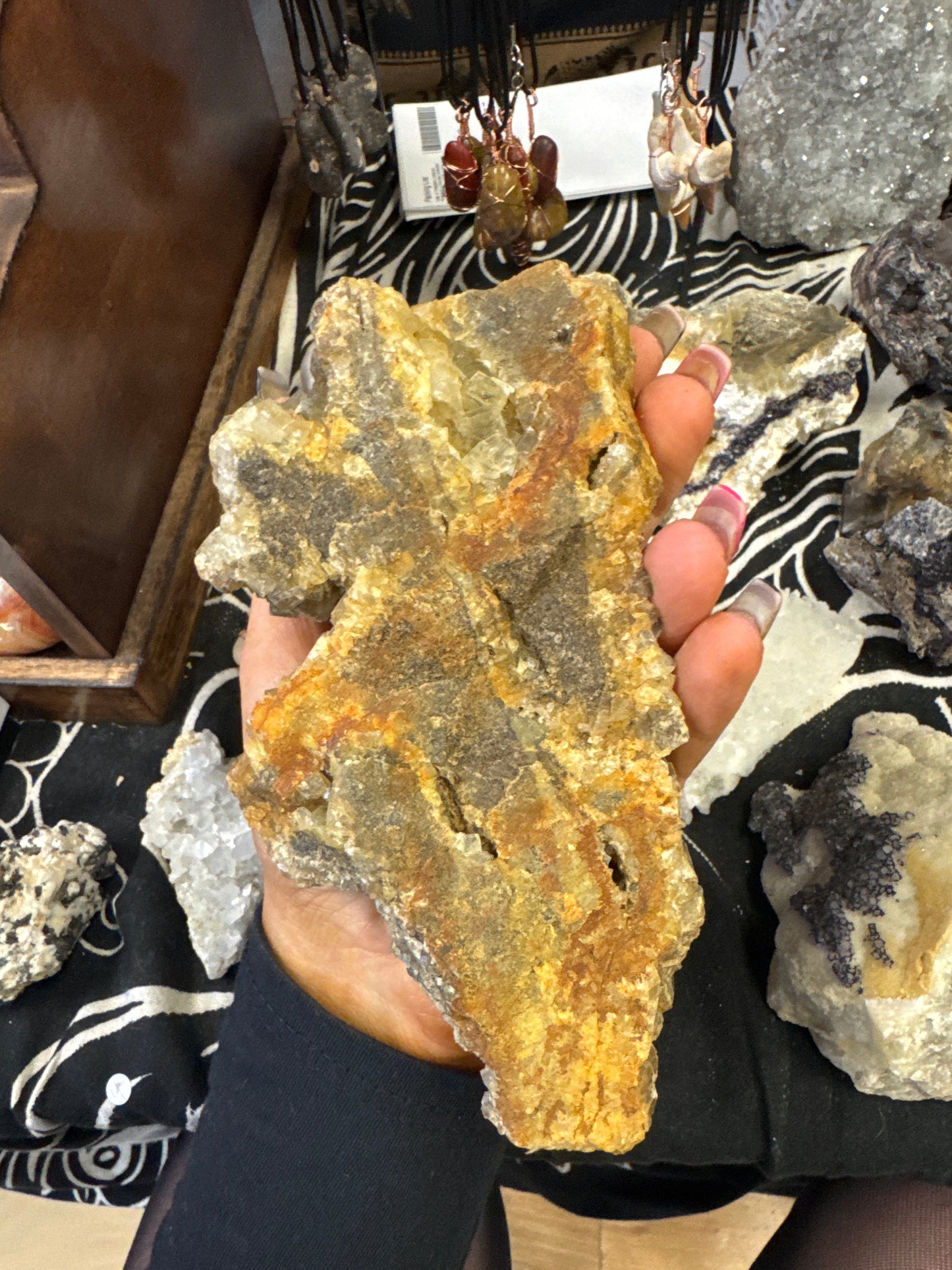 Derbyshire Fluorite 850g